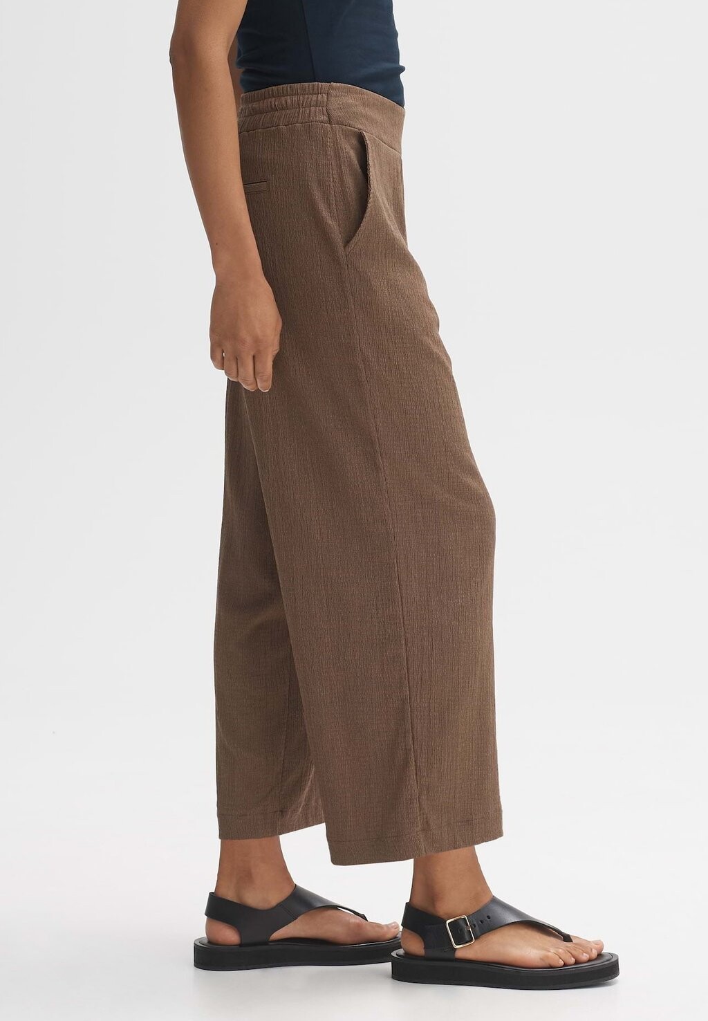 

Ткань брюк Culotte Meltiko Opus, коричневый