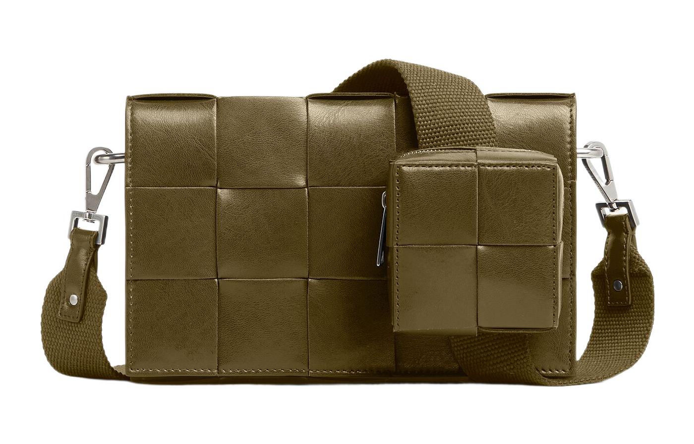 

Средний рюкзак с универсальным ремнем intreccio mud Bottega Veneta