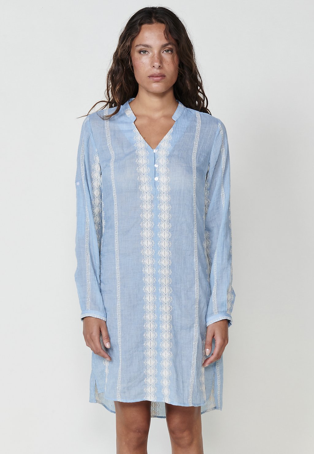 

Платье-рубашка EMBROIDERED Koroshi, синий
