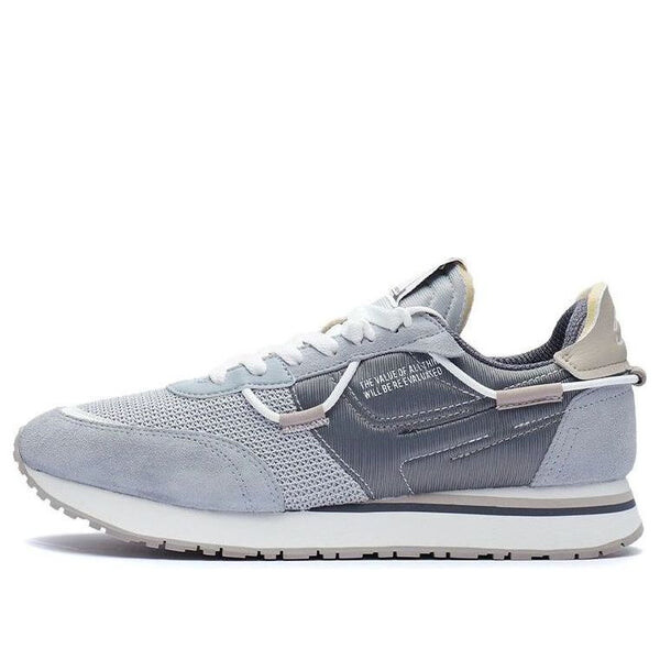 

Кроссовки разбивают звезду Li-Ning, серый