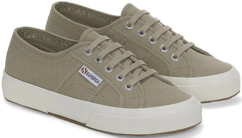 

Кроссовки Superga "Cotu Classic" с классическим верхом из парусины, коричневый