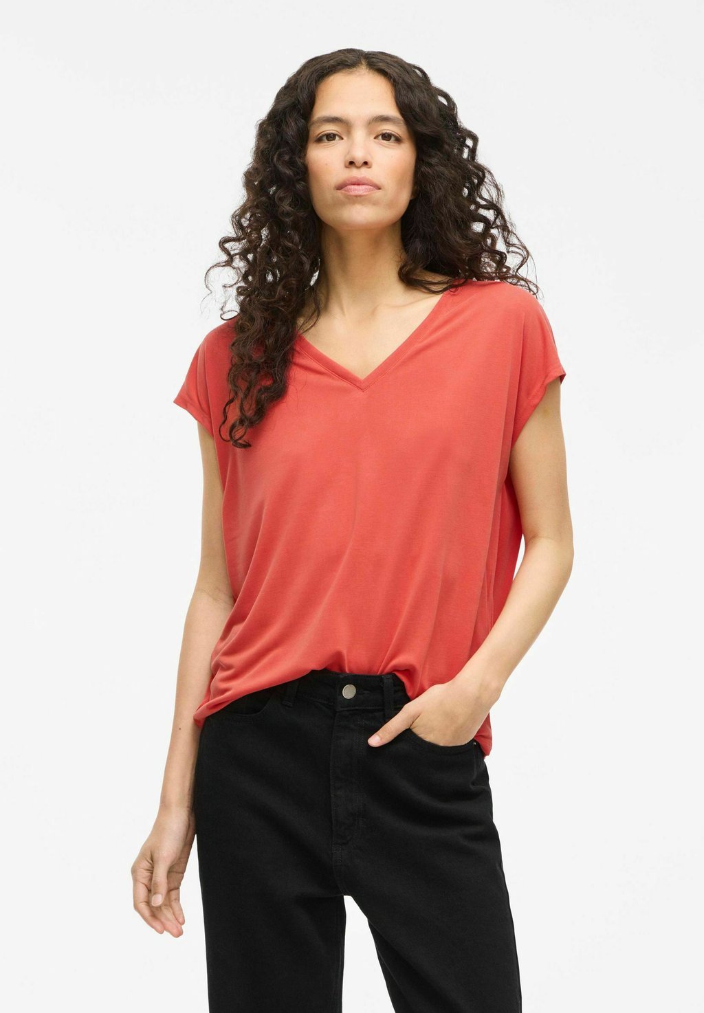 

Базовая футболка VIMODALA V NECK VILA, красный