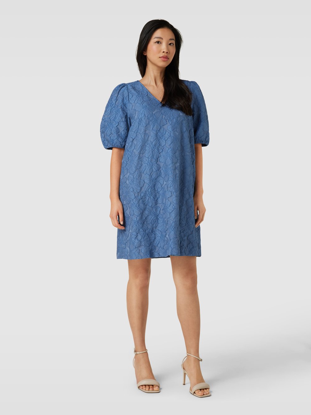 

Платье длиной до колена с фактурным узором Rich & Royal