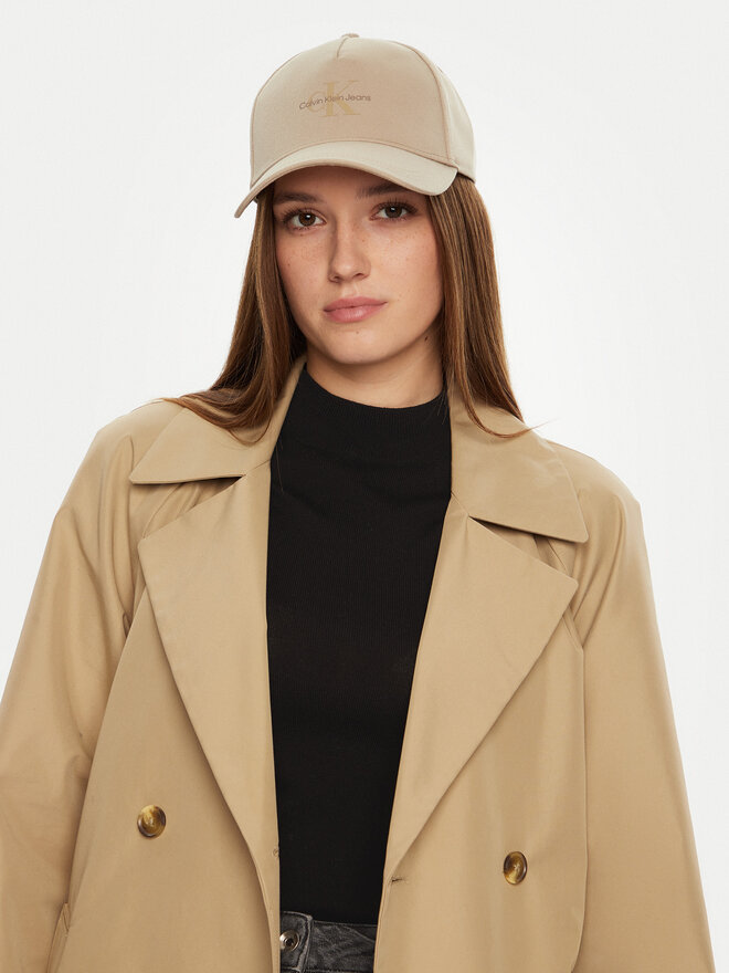 

Бейсболка Calvin Klein Jeans, бежевый