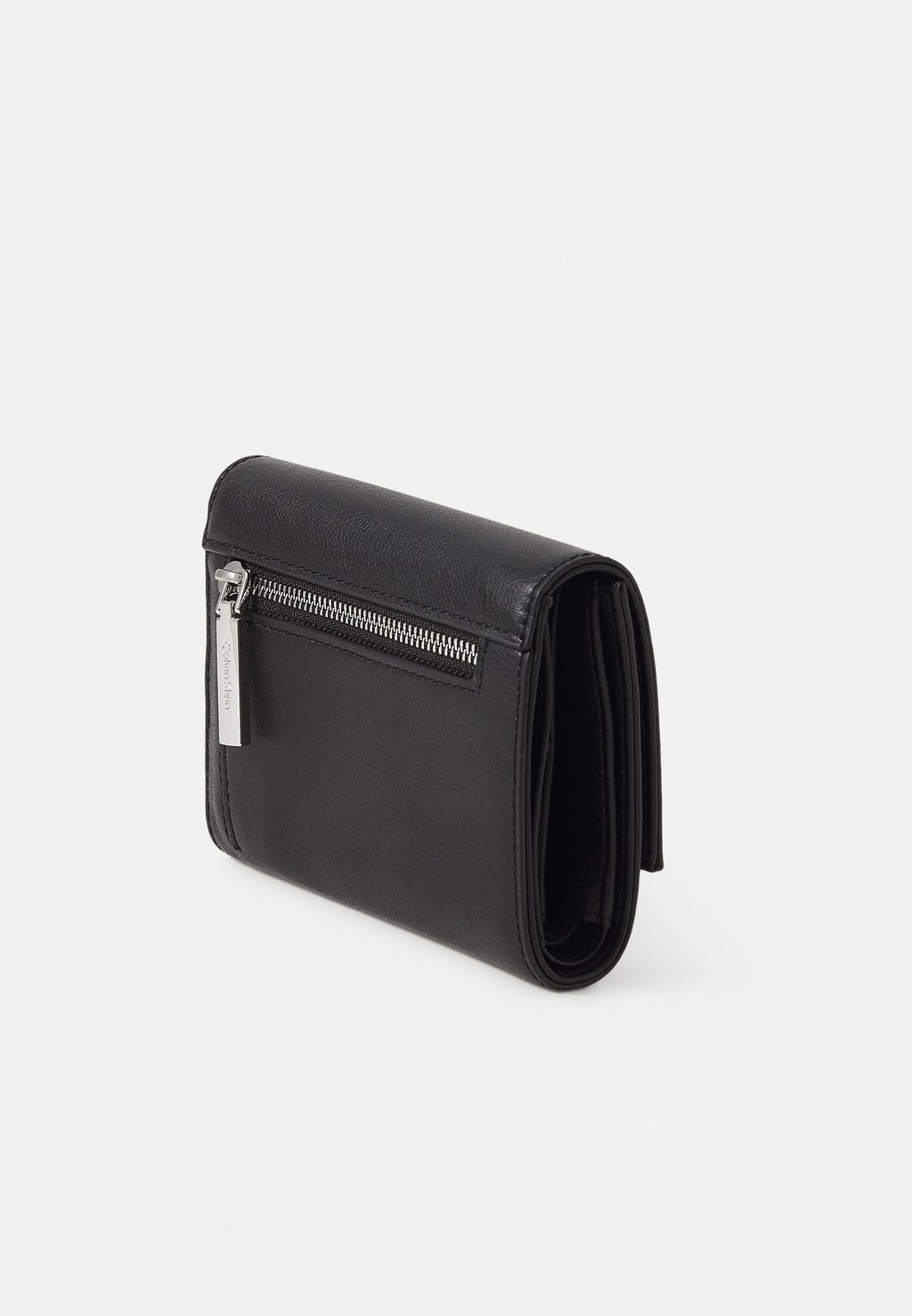 

Кошелек DAILY MEDIUM TRIFOLD Calvin Klein, черный