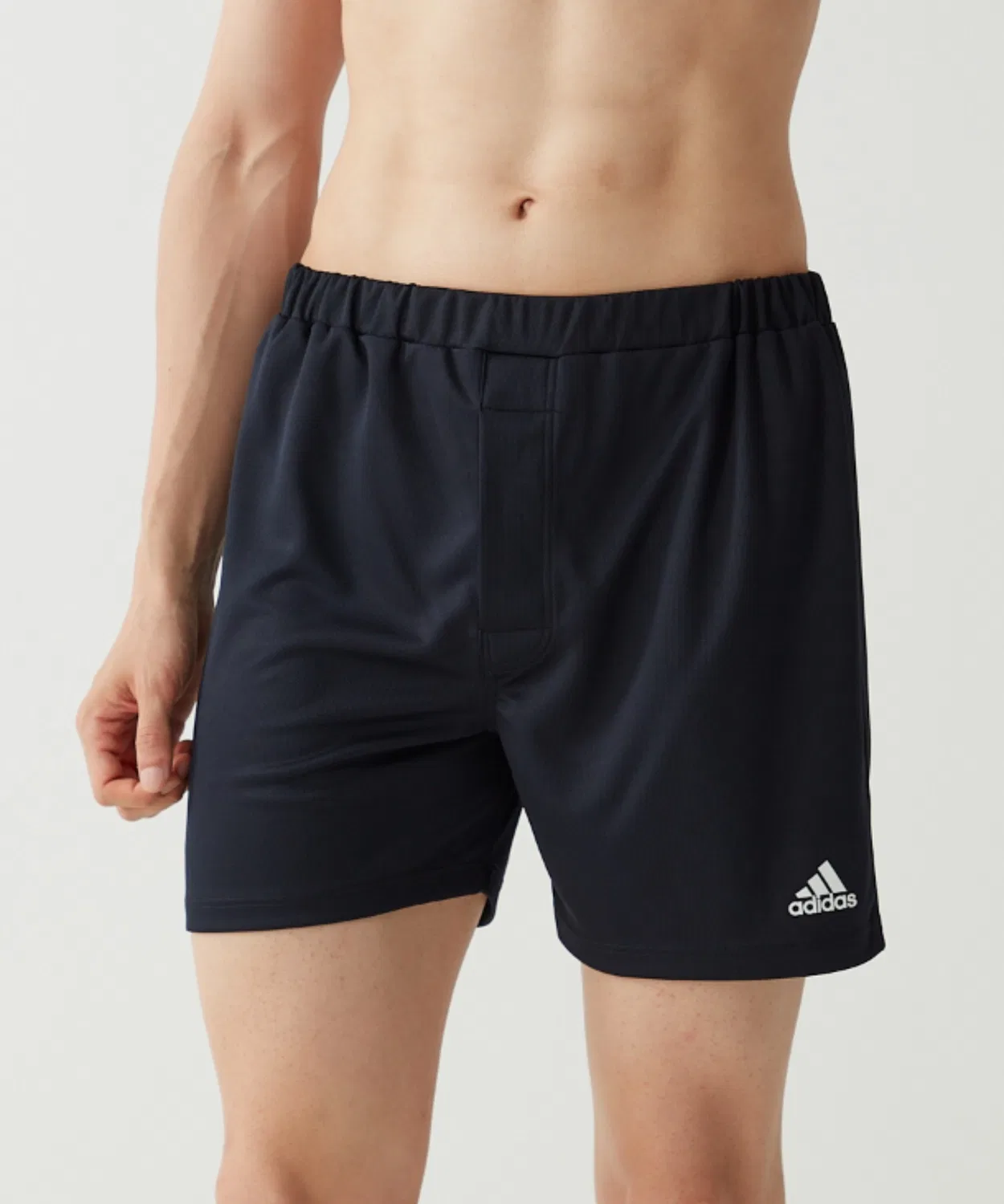Шорты тренировочные adidas с логотипом, черные