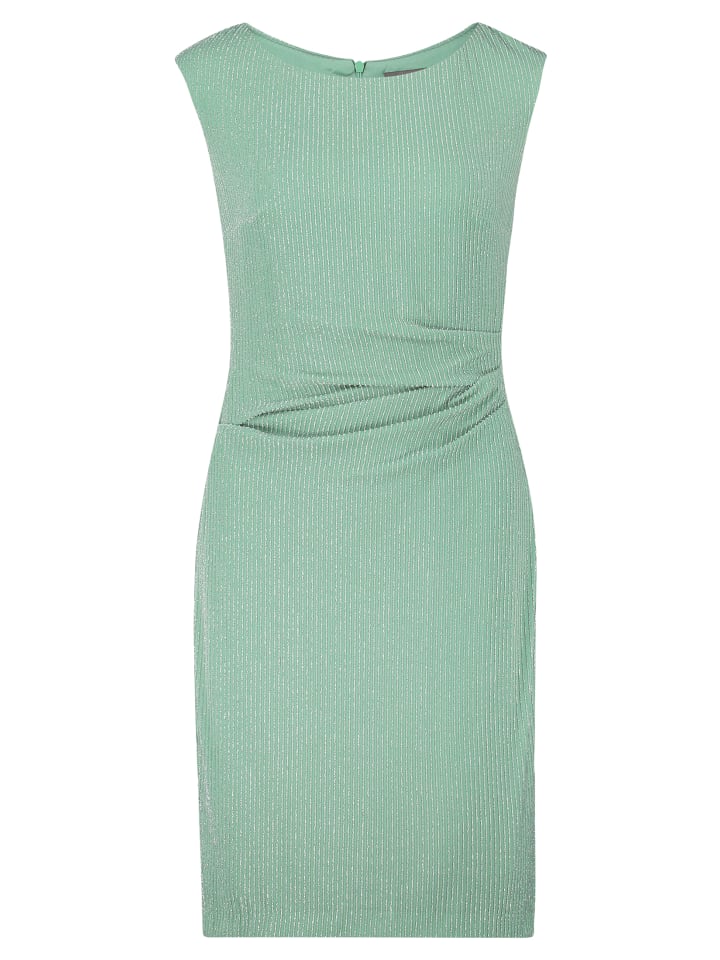 

Короткое платье Vera Mont