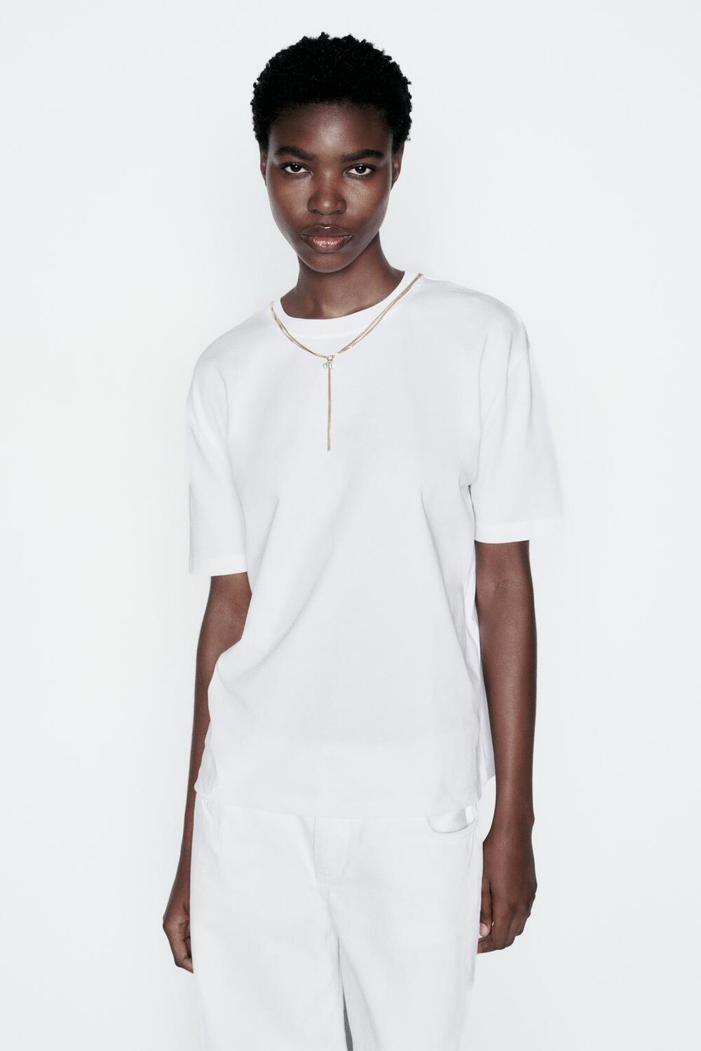 

Футболка с бисерной цепочкой ZARA, белый