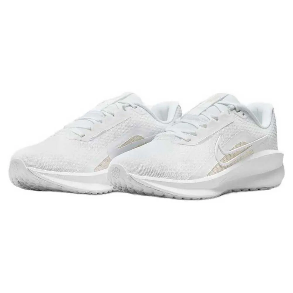 Кроссовки Nike Downshifter 13, белый — фото 2