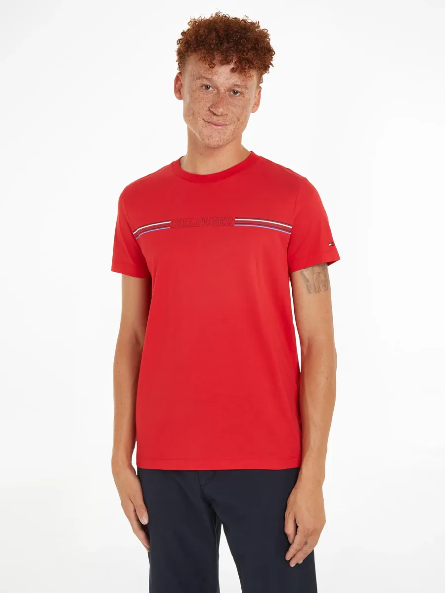 

Футболка Tommy Hilfiger "STRIPE CHEST TEE", красный
