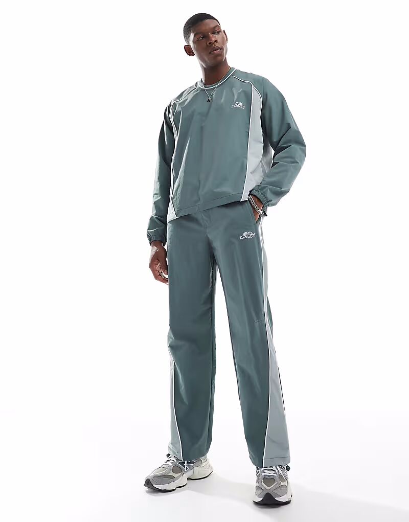 

Спортивные брюки Bershka Retro Sport со вставками зеленого цвета