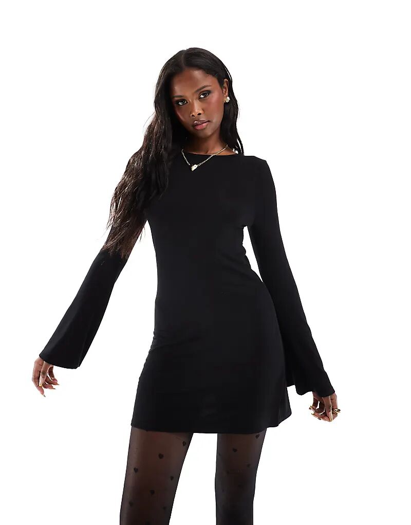 

Трикотажное мини-платье с длинными рукавами Miss Selfridge