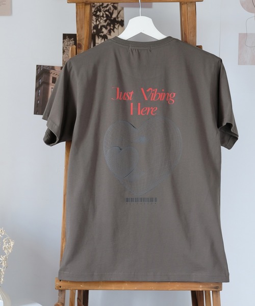 

Футболка с графическим логотипом Girly Doll, темно-серый