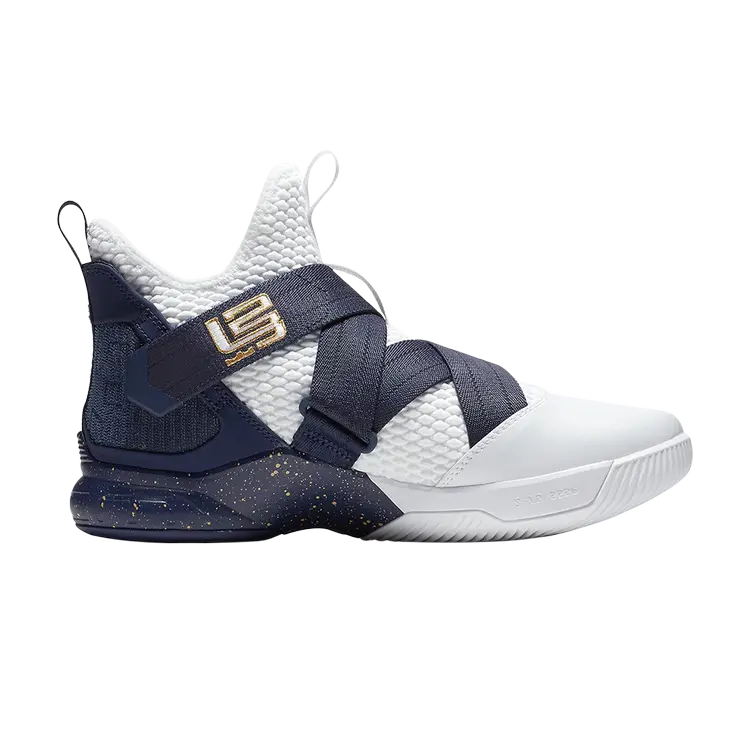 

Кроссовки Nike LeBron Soldier 12 SFG 'Witness', белый