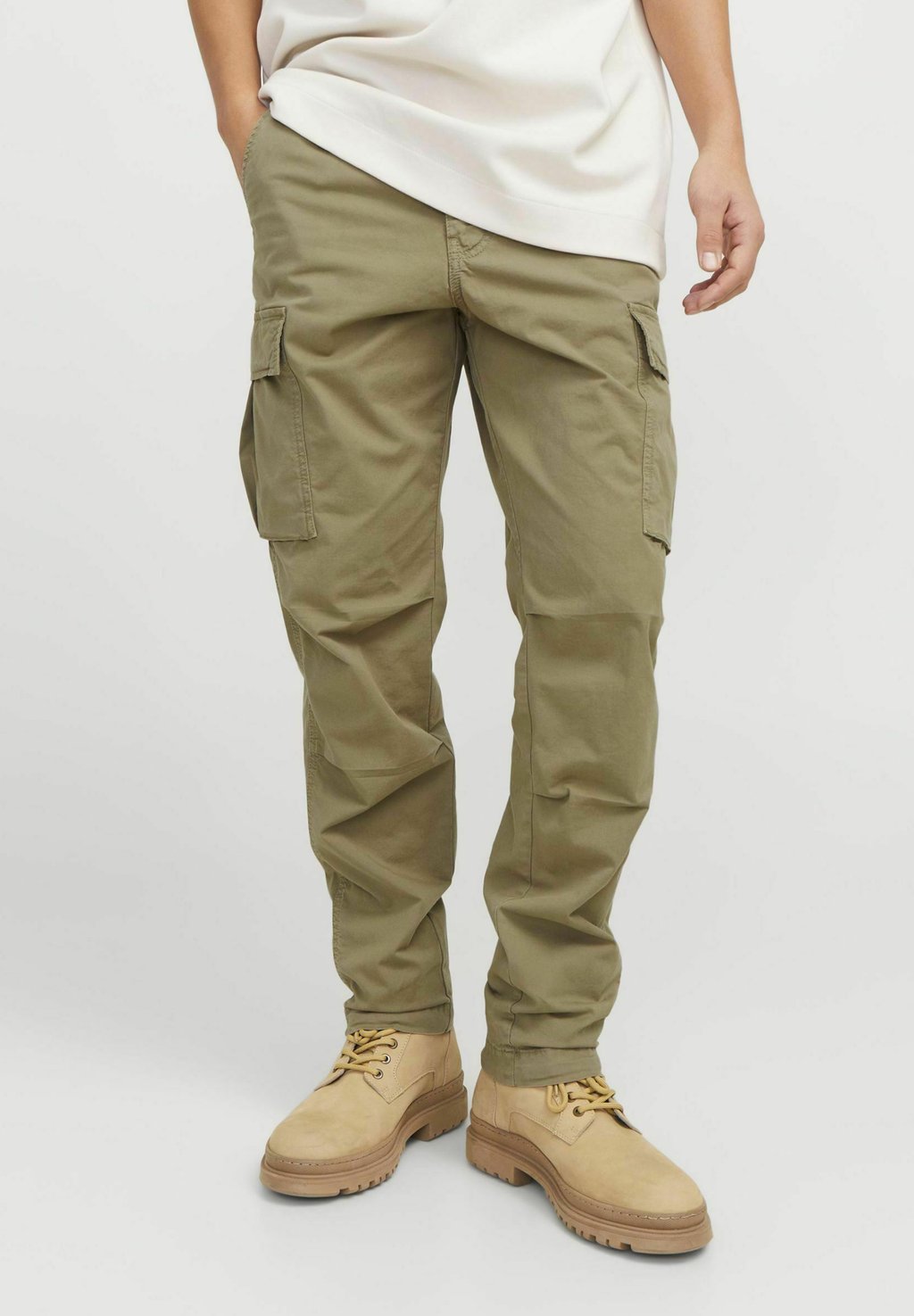 

Брюки карго JPSTACE JJTUCKER AMA Jack & Jones, зеленый