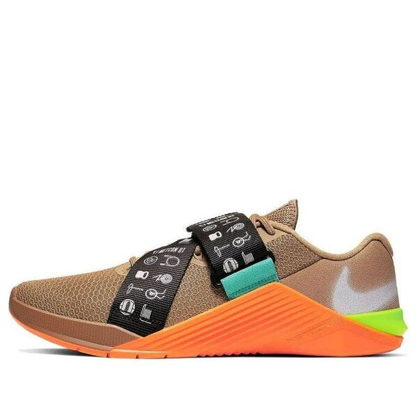 

Кроссовки metcon 5 ut Nike, коричневый