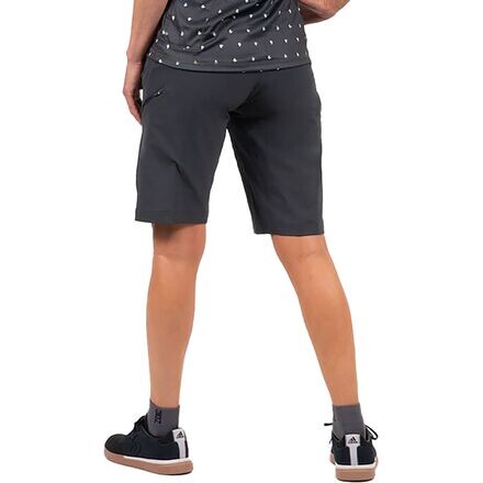 

Neveah Bliss Short + Essential Liner Short женские ZOIC, черный