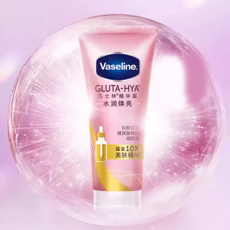 Набор для увлажнения и сияния кожи Vaseline, Four-Piece Set — фото 3