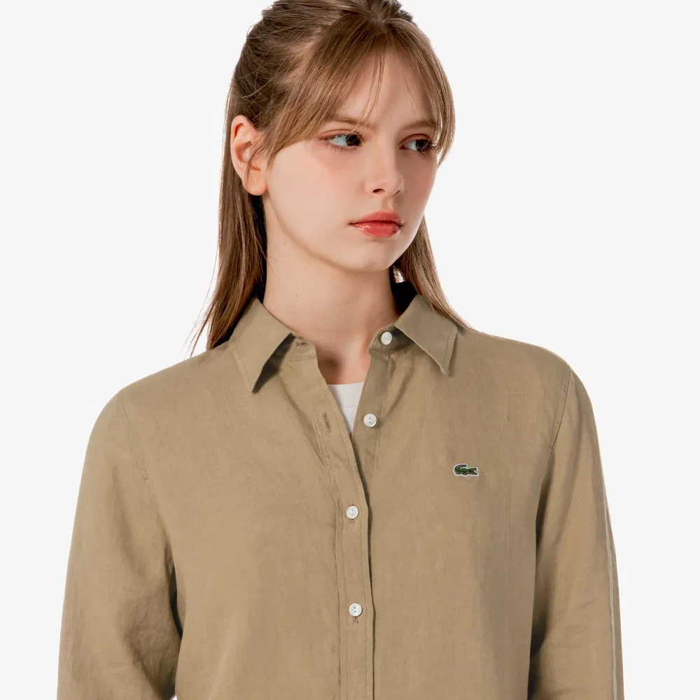 Рубашка Lacoste льняная женская бежевая прямого кроя — фото 2