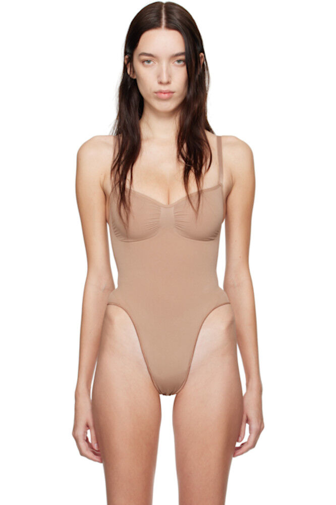 

Тан бесшовный Sculpt Thong Bodysuit SKIMS