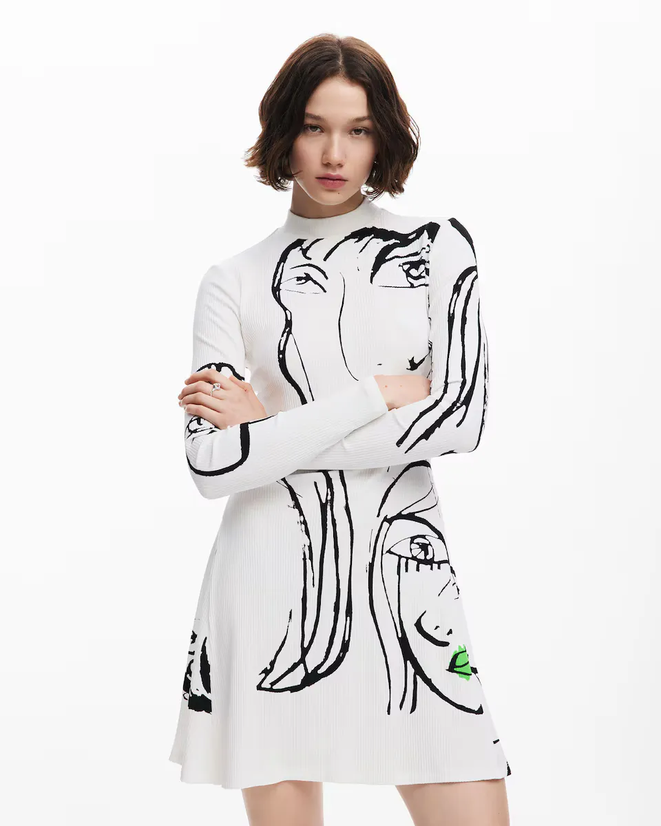 

Платье с принтом лица Desigual, белый