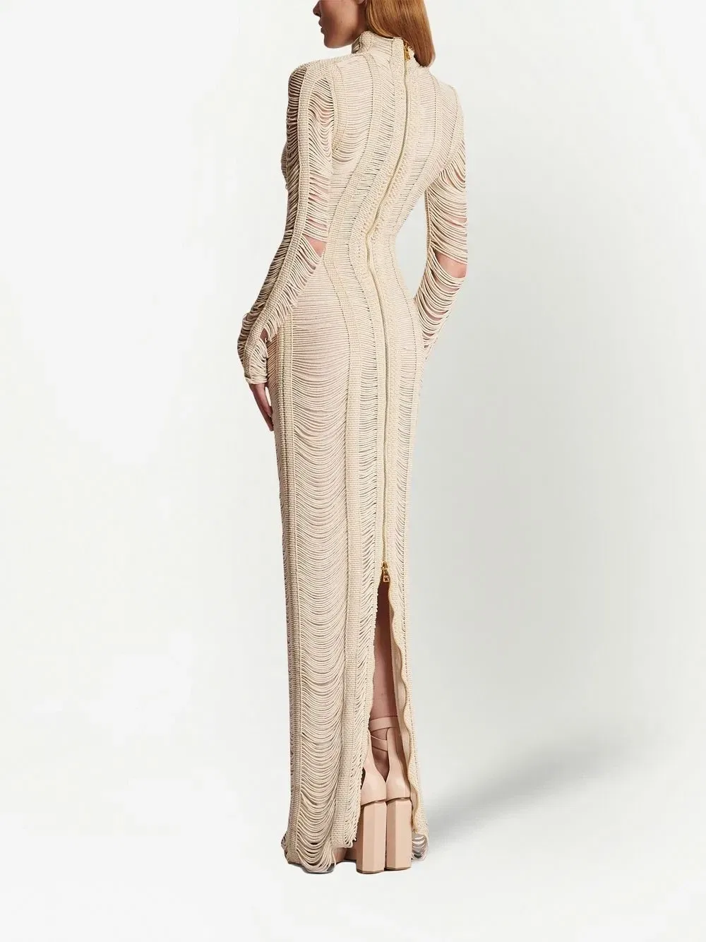 Платье макси в технике макраме с длинными рукавами BALMAIN, бежевый — фото 4