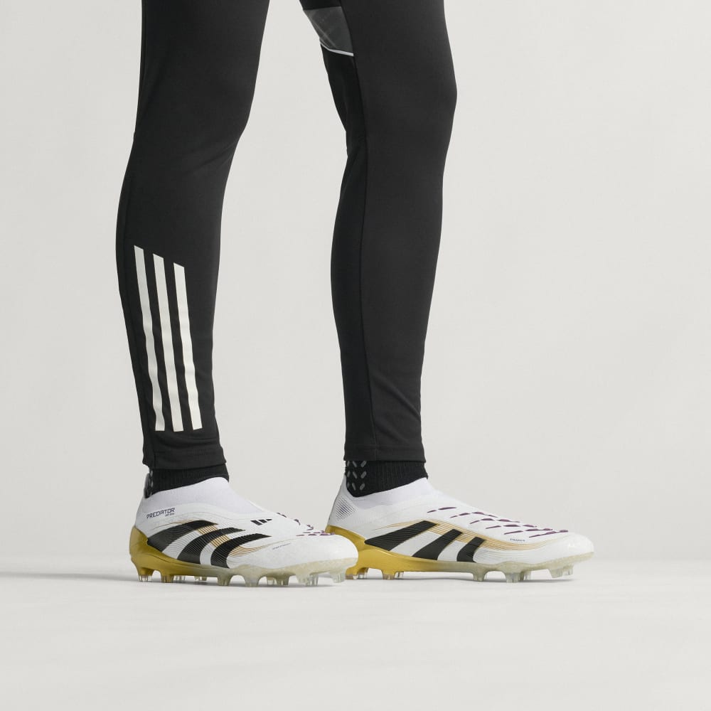 

Бутсы Adidas Predator Elite Laceless Firm Ground Cleats, цвет Cloud White/Core Black/Gold Metallic