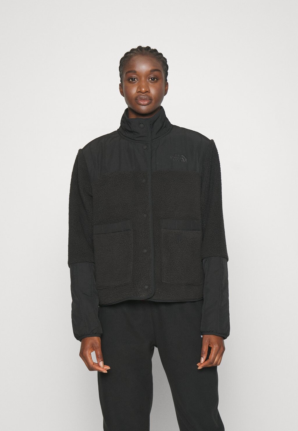 

Флисовая жилетка The North Face, черный