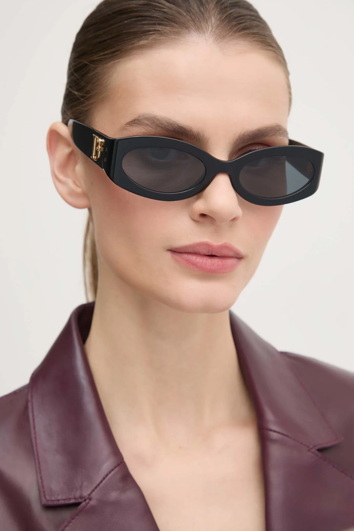 

Солнцезащитные очки DSQUARED2, черный