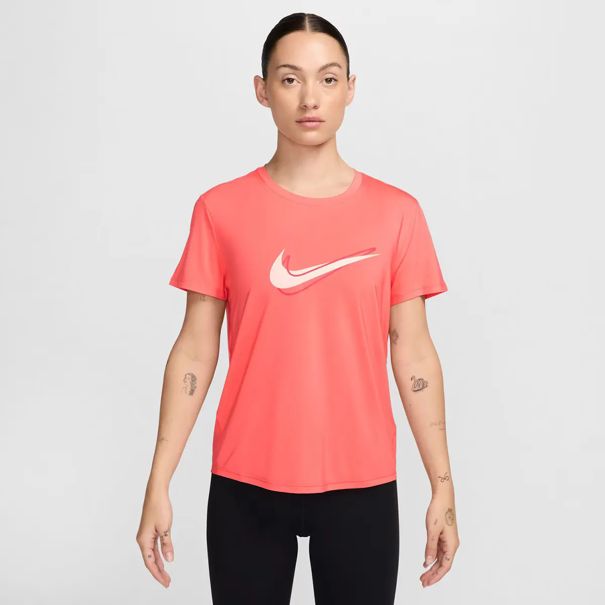 

Женская футболка Nike One Swoosh, коралловый