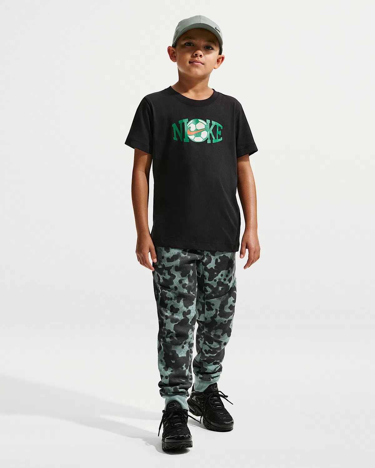Детская футболка Nike Big Kids', Black — фото 4