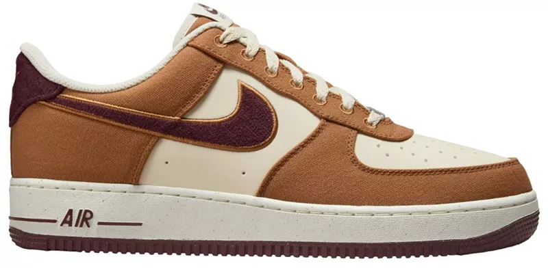 

Мужские кроссовки Nike Air Force 1 '07 LV8, цвет British Tan/Burgundy