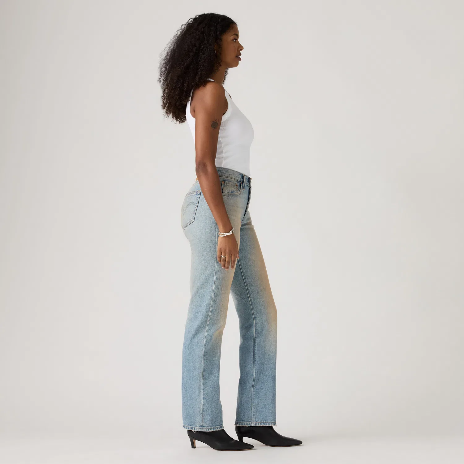 Женские джинсы 501 Curve Levi's, Medium Wash — фото 4