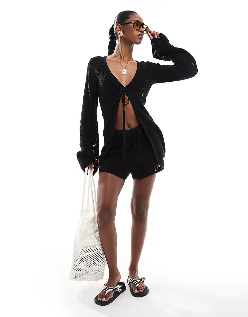 

Пляжные шорты с завязками спереди от 4th & Reckless, черный цвет