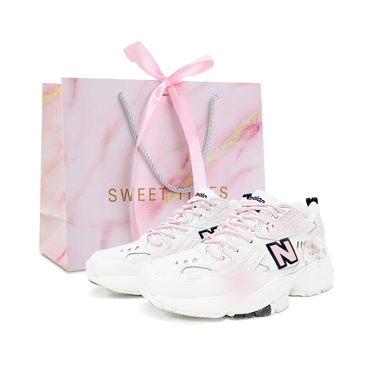 

Женские кроссовки NB 608 V1 Cushioning Lightweight Low top Training New Balance, белый