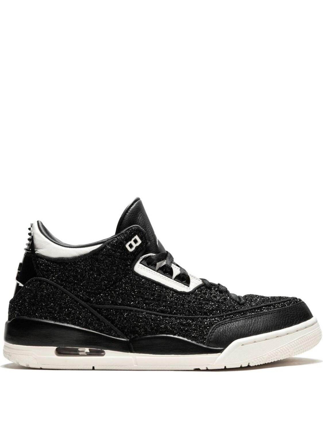

Кроссовки Jordan Air Jordan 3 Retro, черный/белый