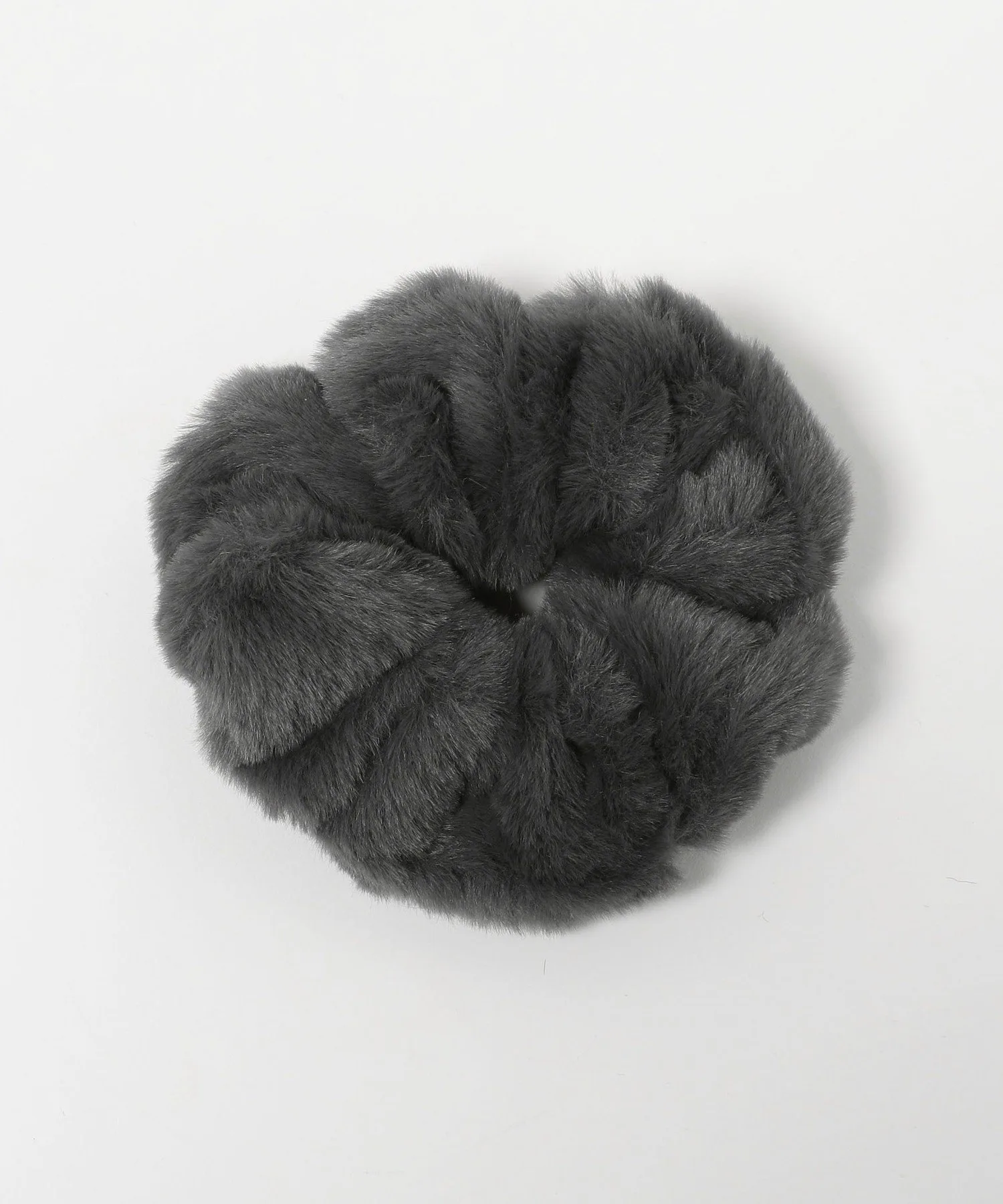 Резинка для волос из искусственного меха Beauty&Youth United Arrows, DK.GRAY