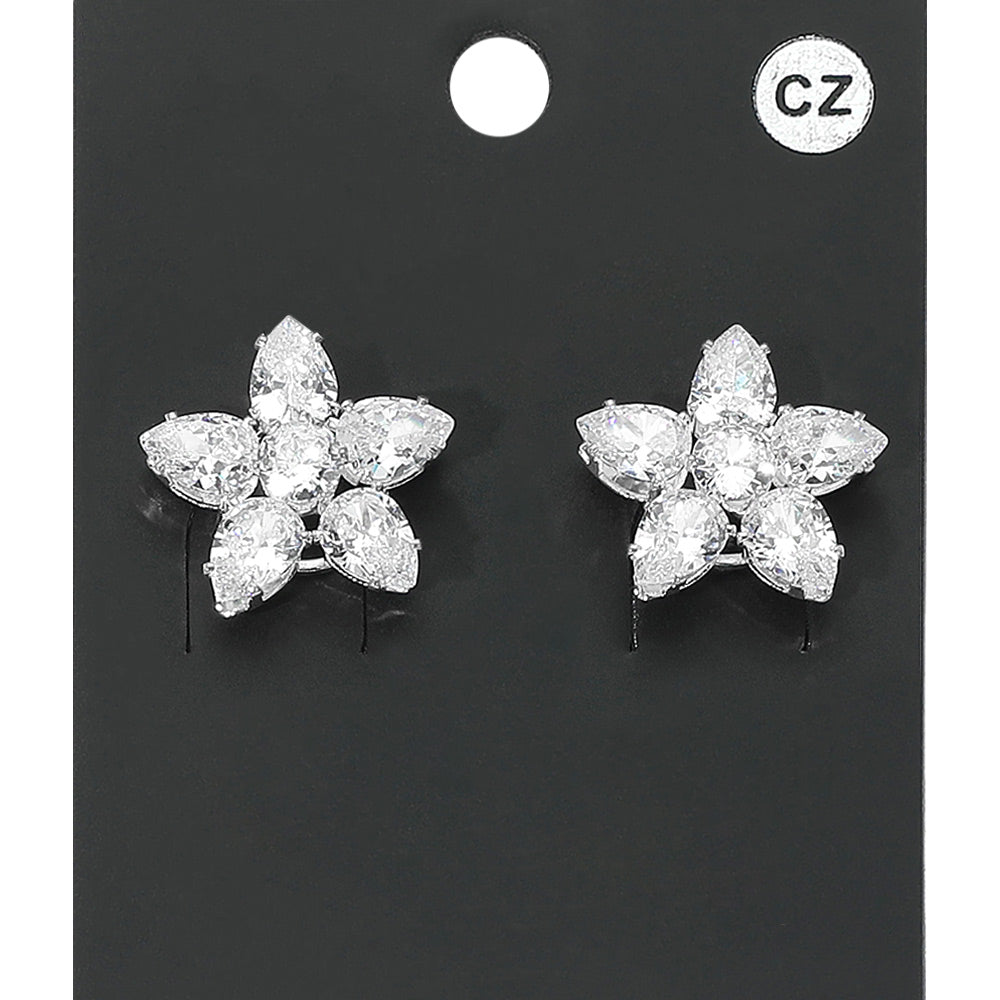 

Вечерние серьги-гвоздики с цветочным фианитами - прозрачные, серебристые Fashnzfab, прозрачный/серебряный