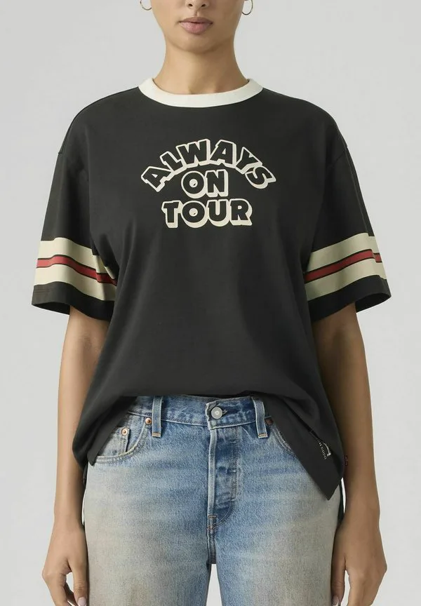 

Футболка tabor с необработанными краями, аппликацией, принтом инди, футболка always on tour pirat blacks Levi'S, Always On Tour Pirat - Blacks -, Черный, Футболка tabor с необработанными краями, аппликацией, принтом инди, футболка always on tour pirat bla