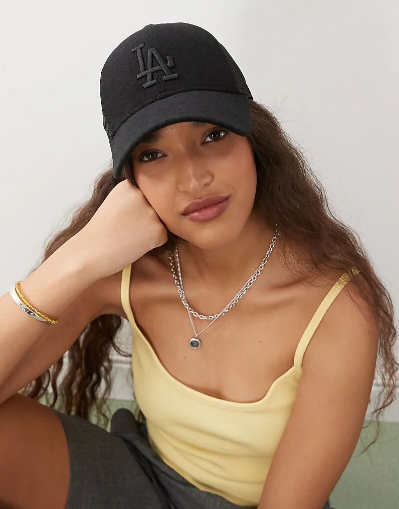 

Кепка New Era NY Yankees 9forty черного цвета