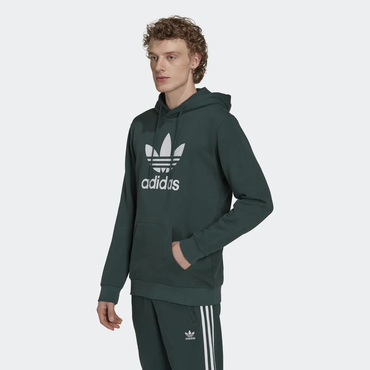 

Толстовка Adidas Originals с капюшоном "ADICOLOR CLASSICS TREFOIL HOODIE", зеленый