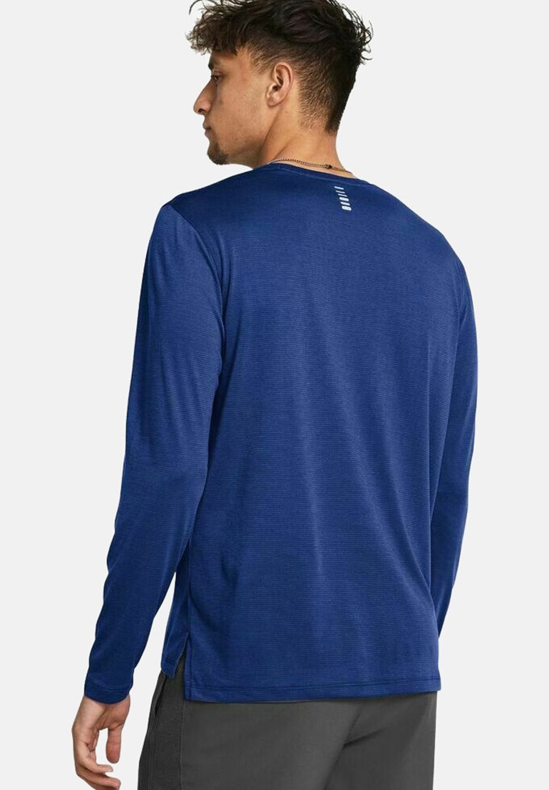 

Топ с длинными рукавами LAUNCH LONGSLEEVE Under Armour, синий