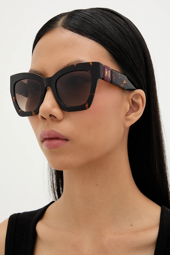 

Солнцезащитные очки Carolina Herrera, коричневый