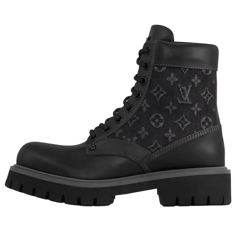 

LOUIS VUITTON Ботинки Ranger Ankle Boots мужские черные