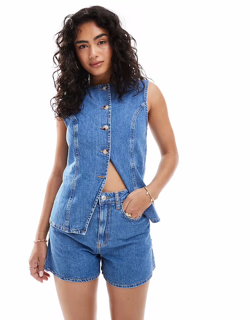 

ASOS DESIGN шорты длинная модель А-силуэта, короткая модель в средне-синем цвете