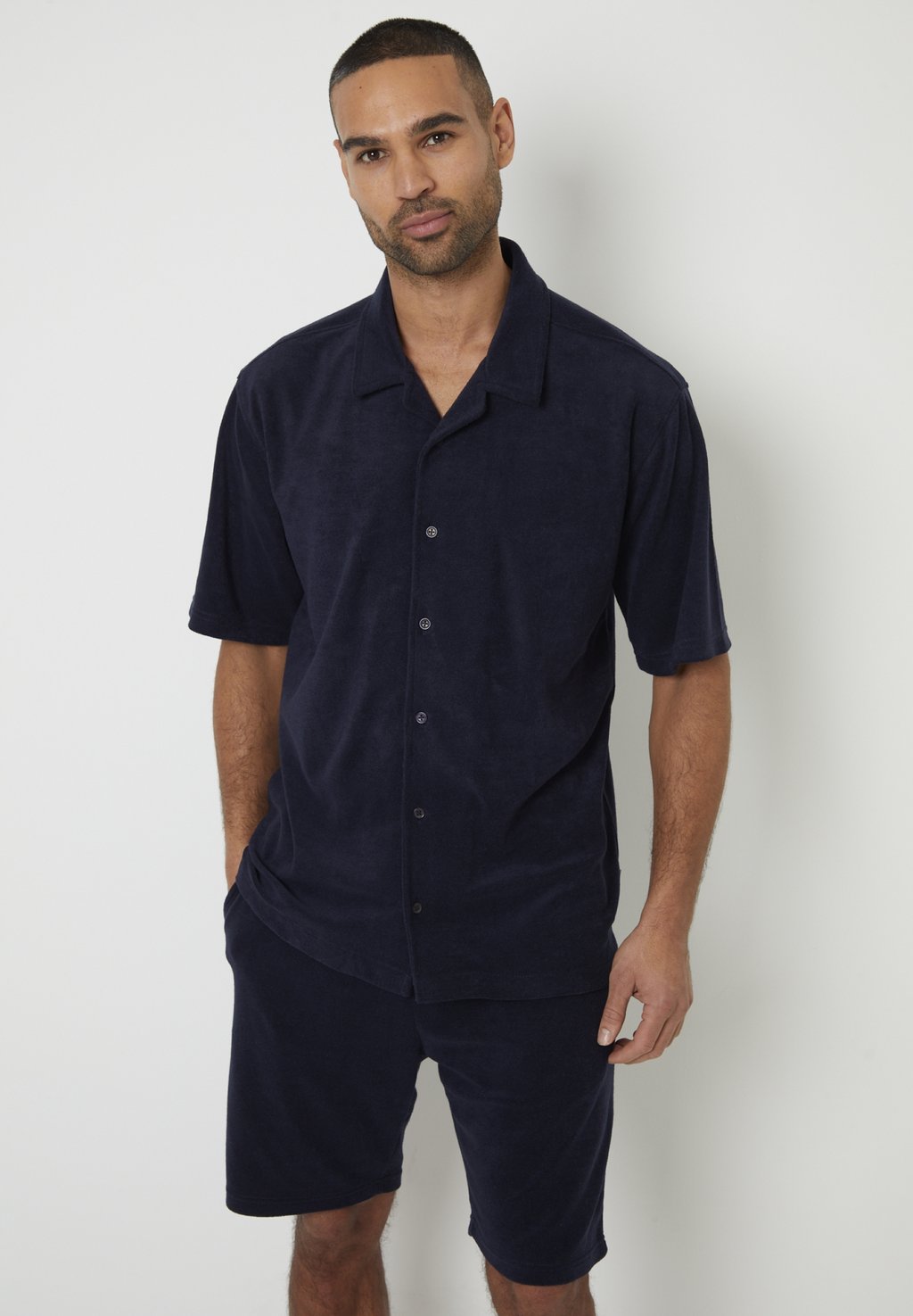 

Рубашка CROFTON Threadbare, синий