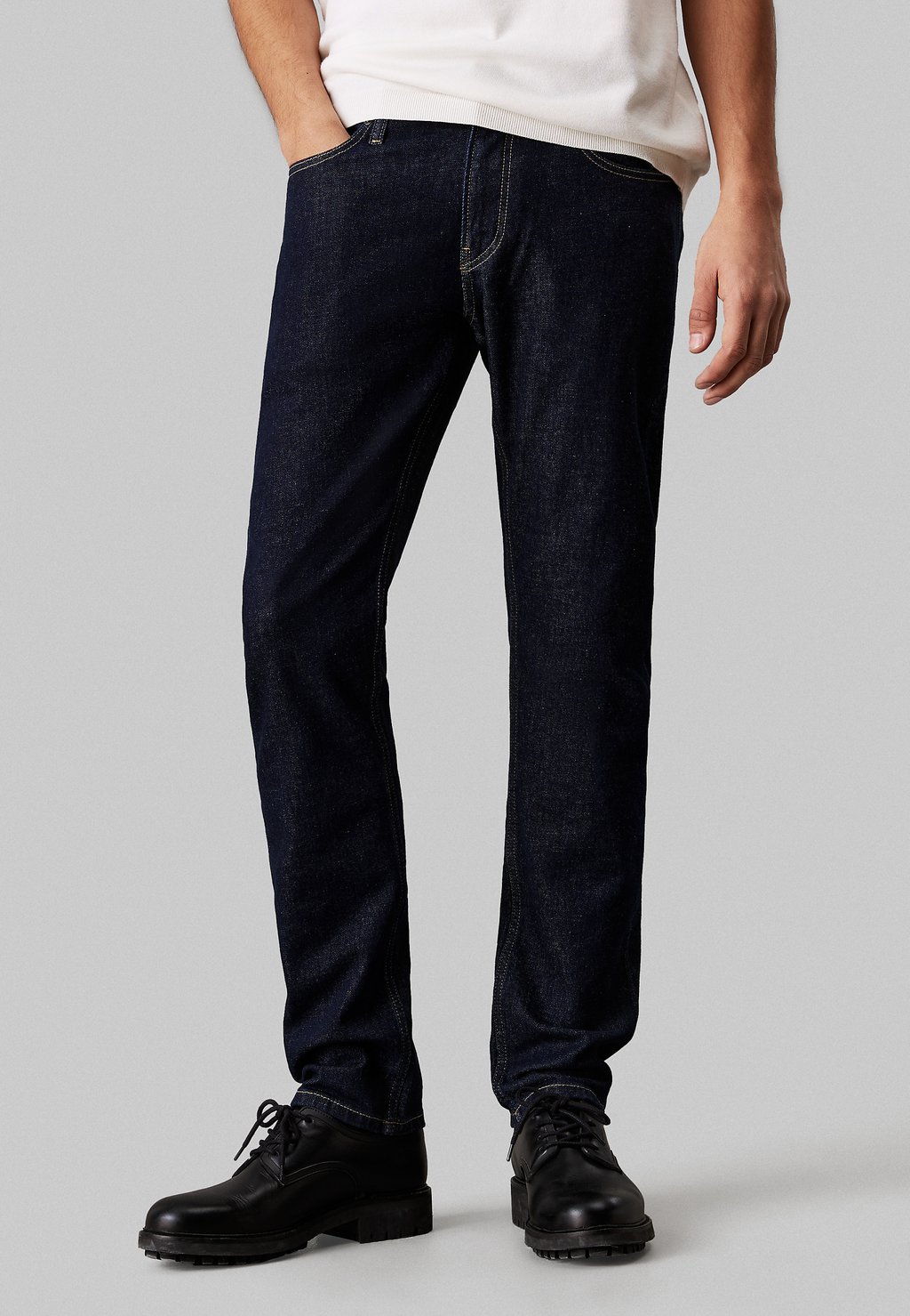 

Джинсы облегающего кроя Calvin Klein, цвет Denim Rinse