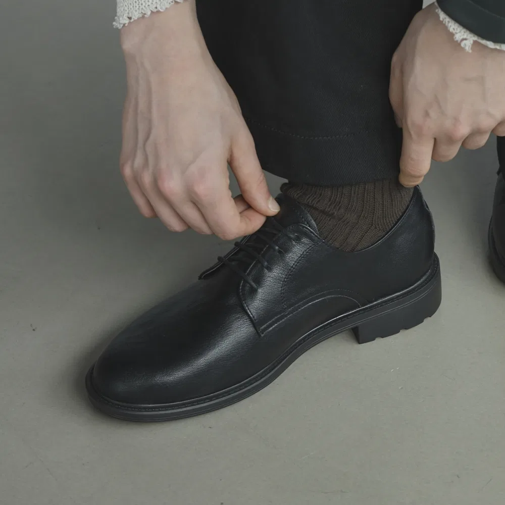 Мужские дерби Noir Plain 4 Hole чёрного цвета от Shufit