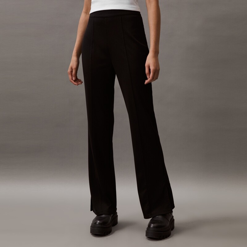

Брюки женские Calvin Klein Jeans повседневные, черный