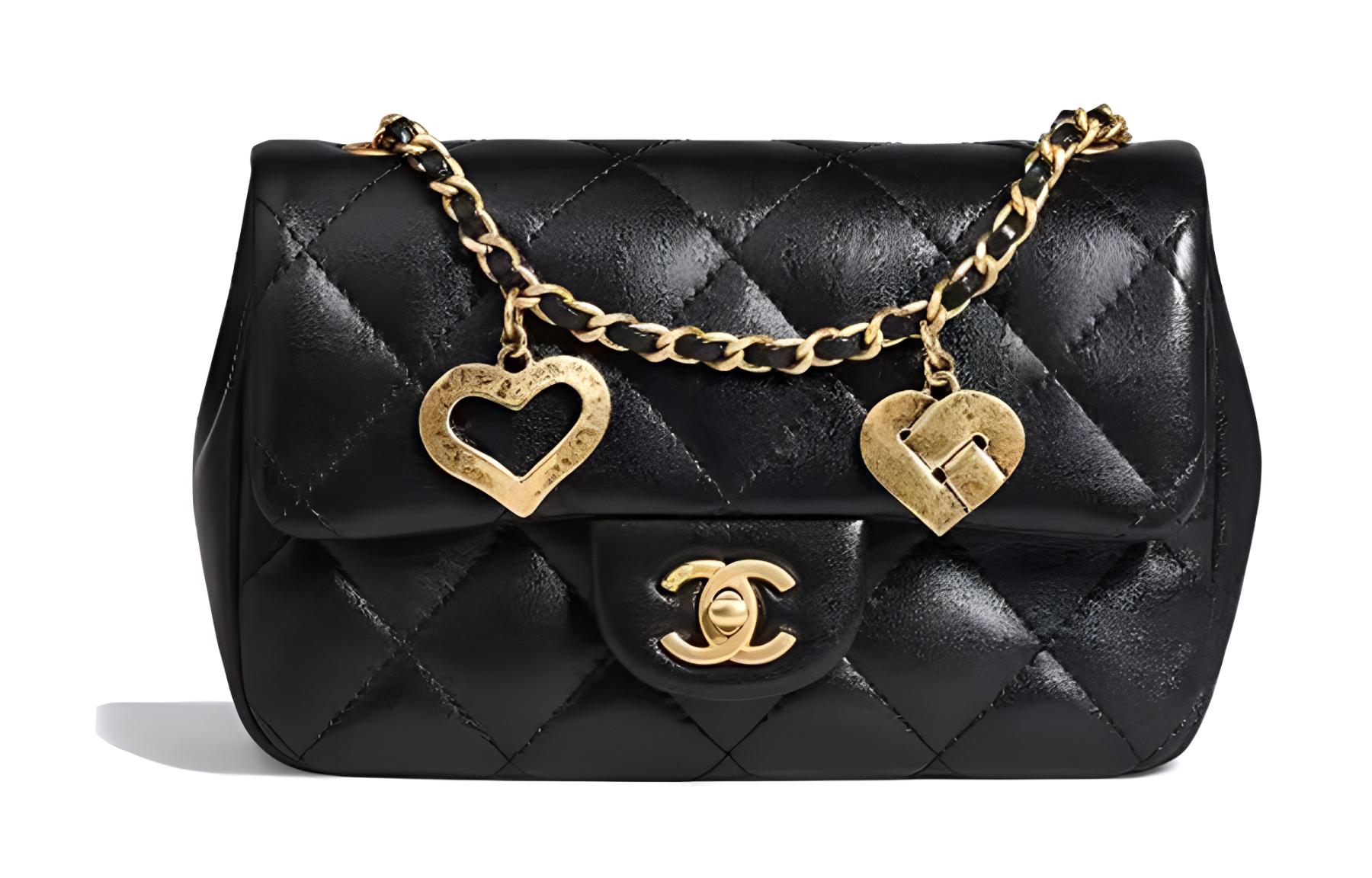 

CHANEL Сумки через плечо из овчины, мини, женские, черные